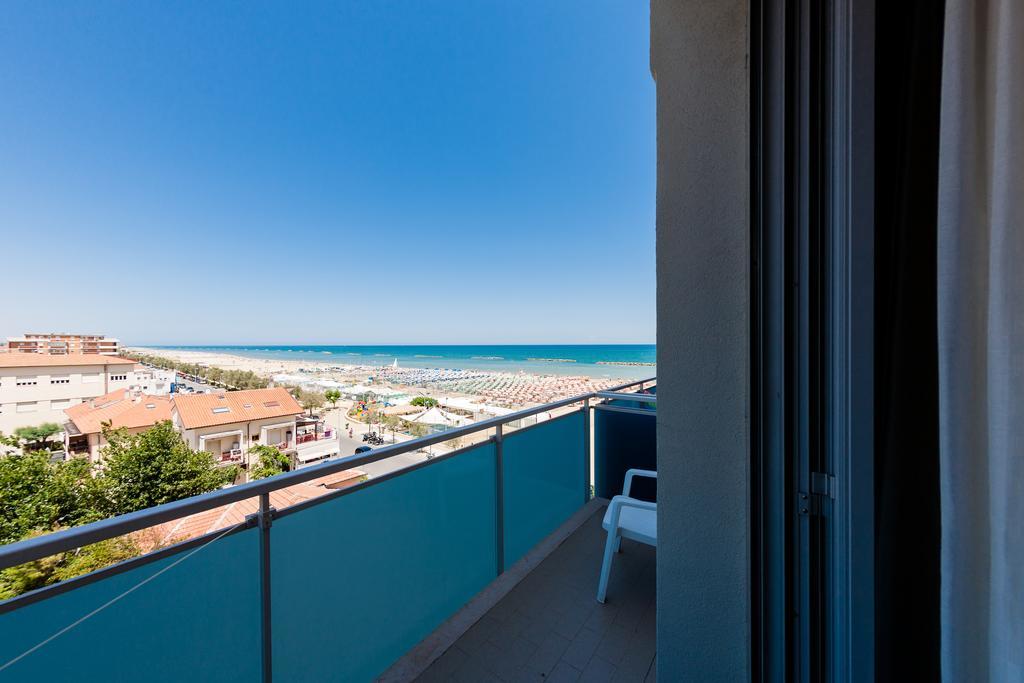 Hotel Sayonara Senigallia Quarto foto
