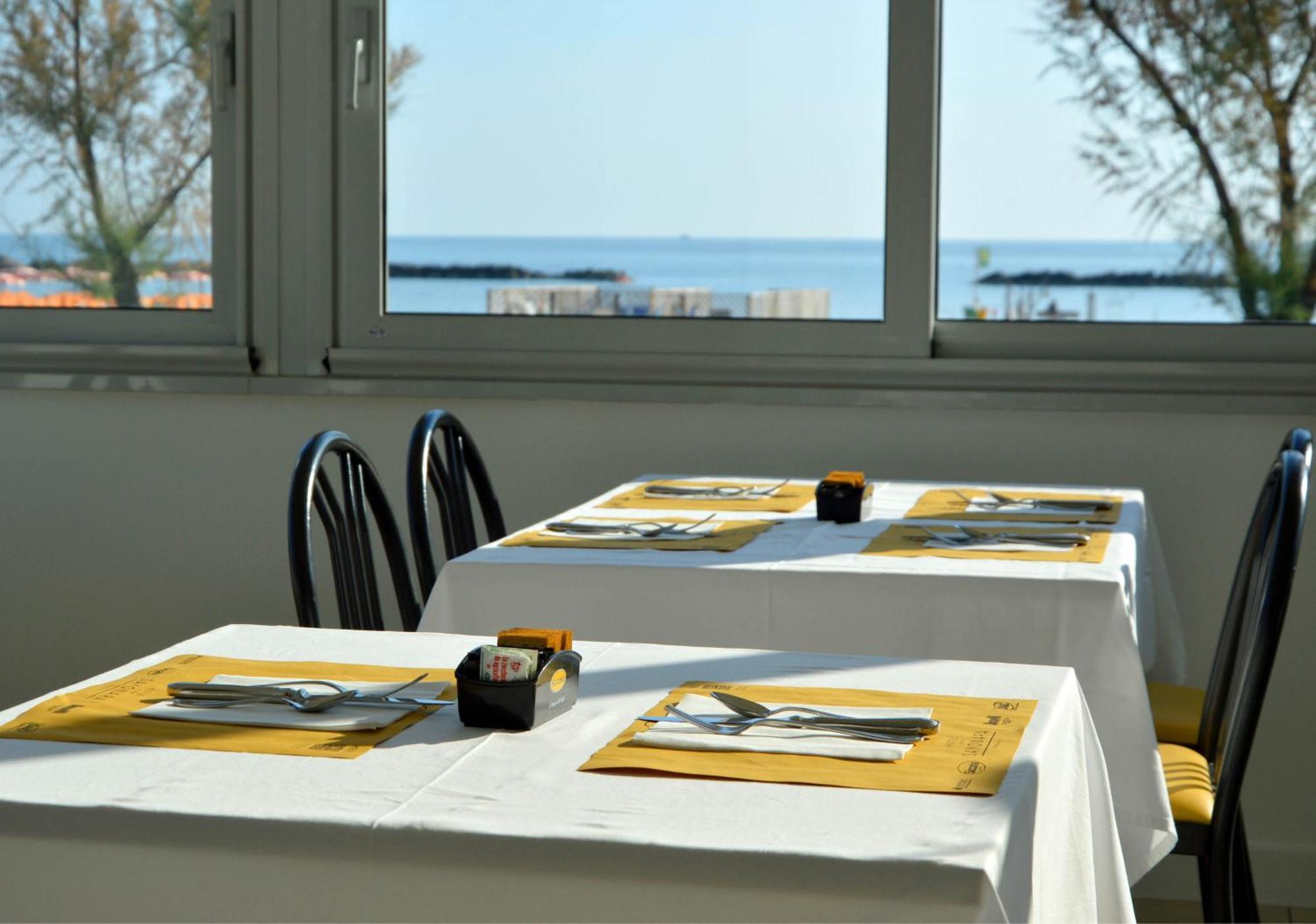 Hotel Sayonara Senigallia Exterior foto
